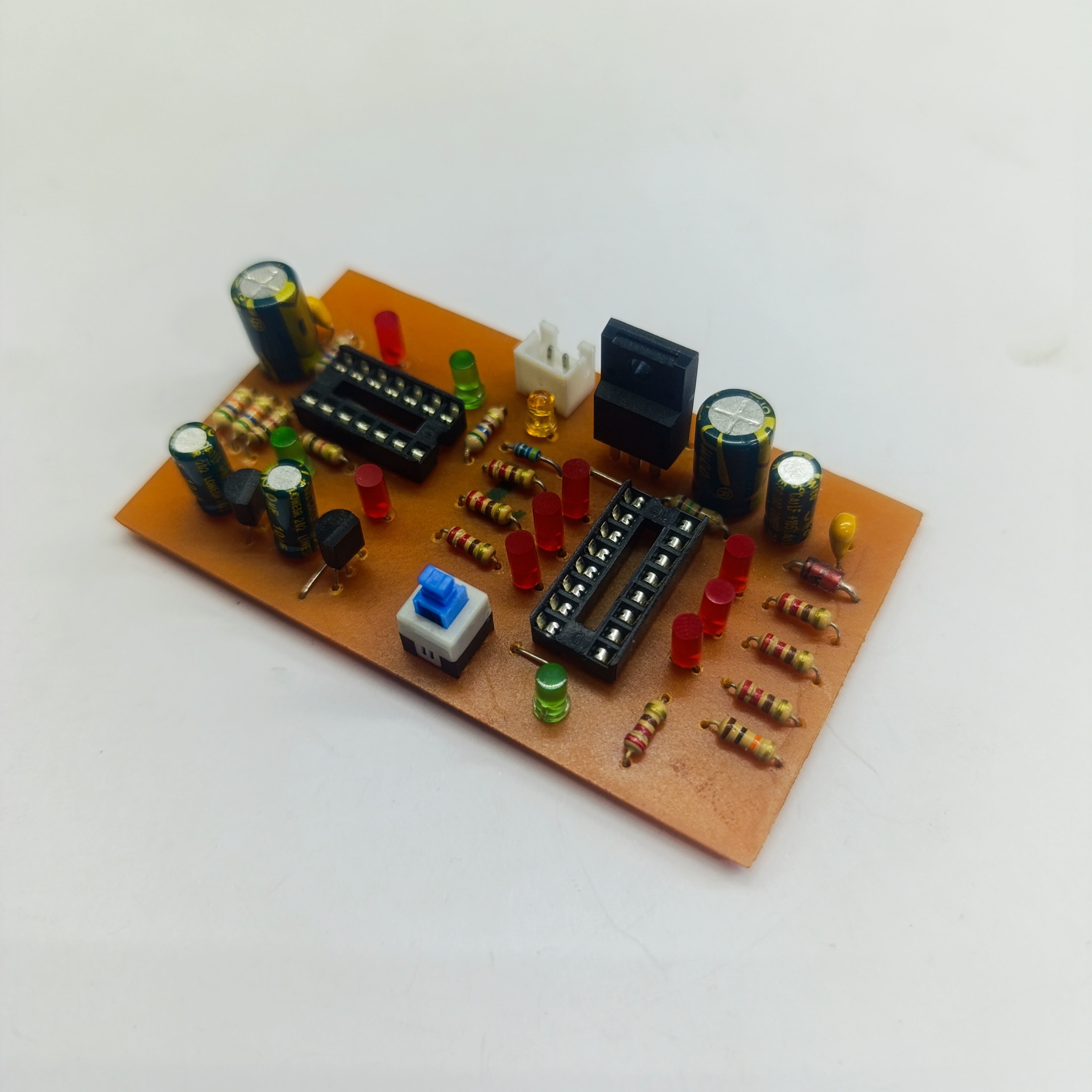 ماژول تستر آی سی IR2110 و CD4049