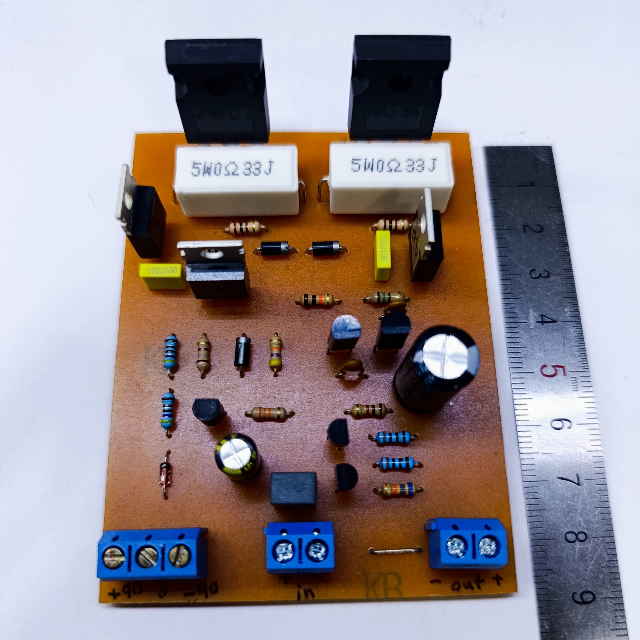 آمپلی فایر 200 وات واقعی مونو پر قدرت