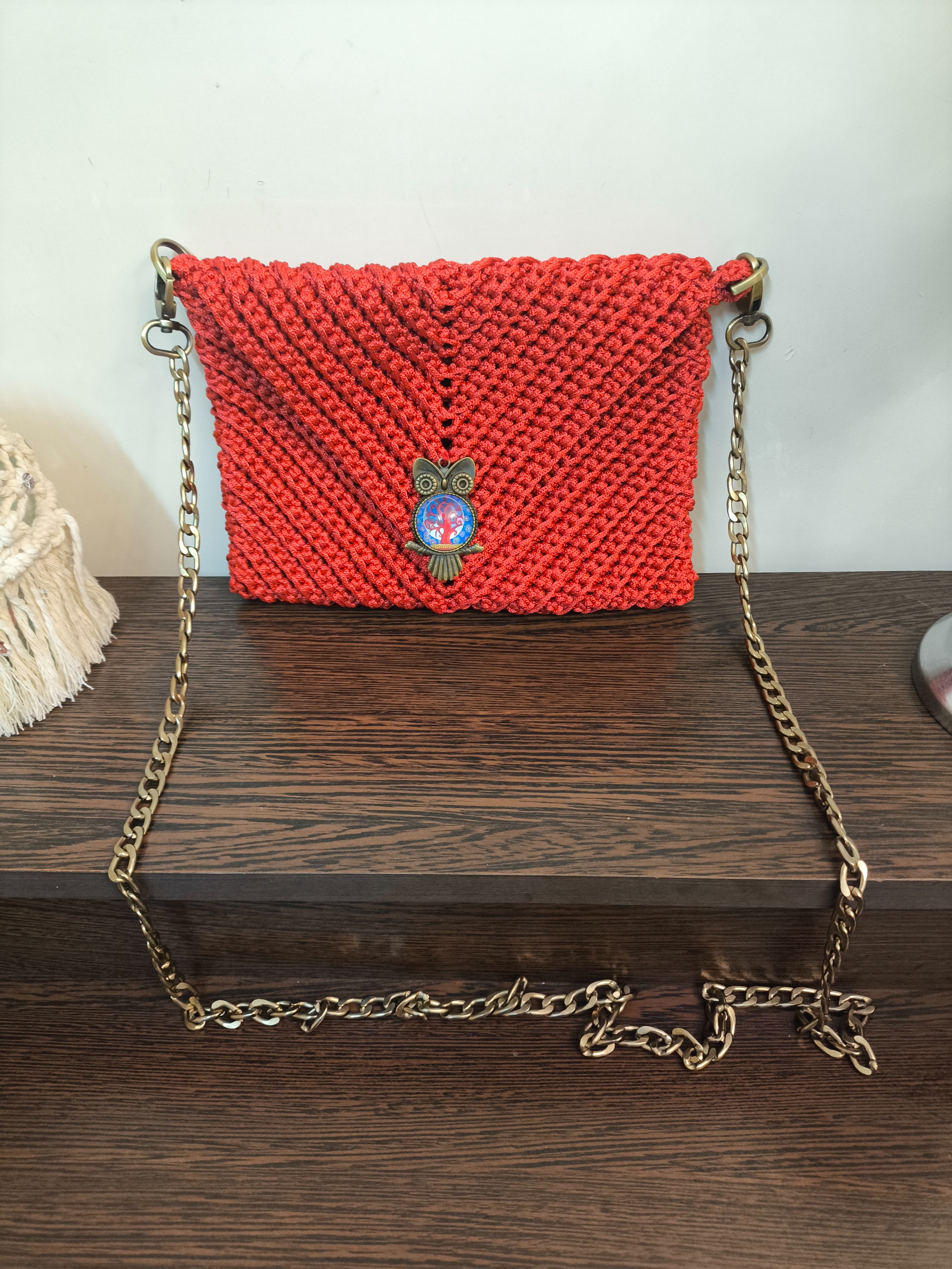 کیف مکرومه کتان با بند زنجیری برنز