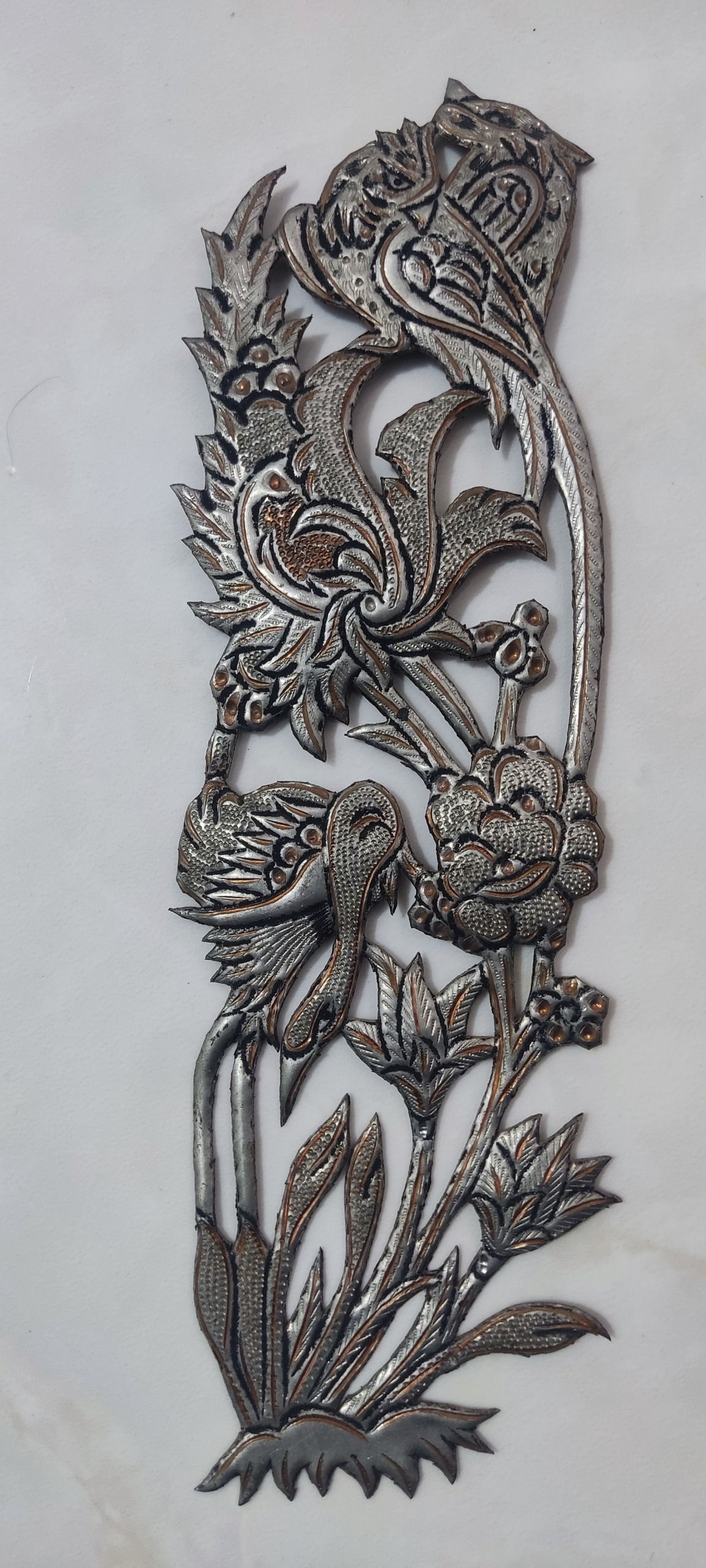 قطعه مسی قلمزنی
