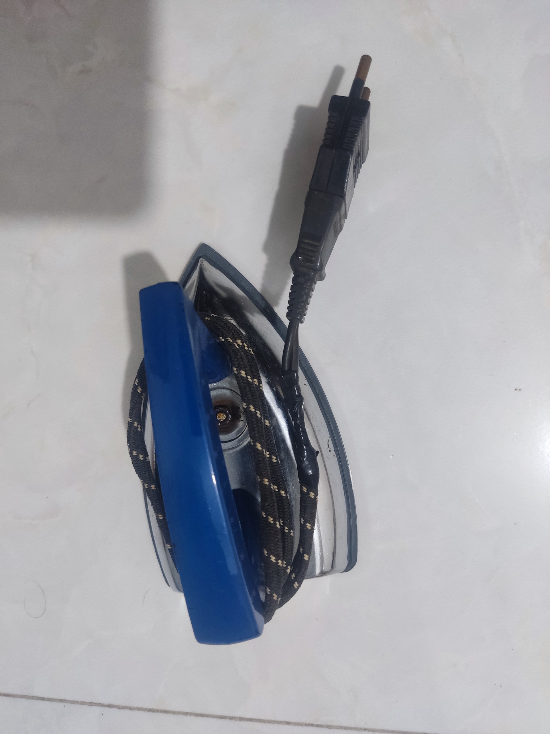 اتو مسافرتی کوچک