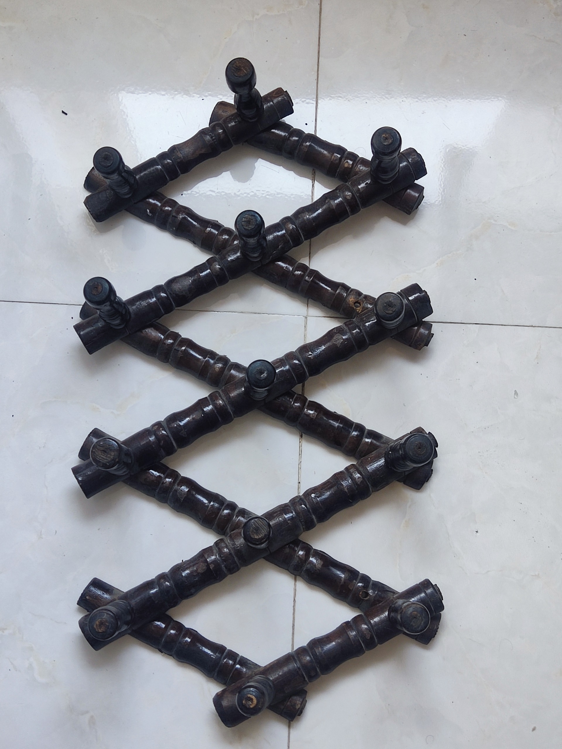 چوب رختی آکاردئونی