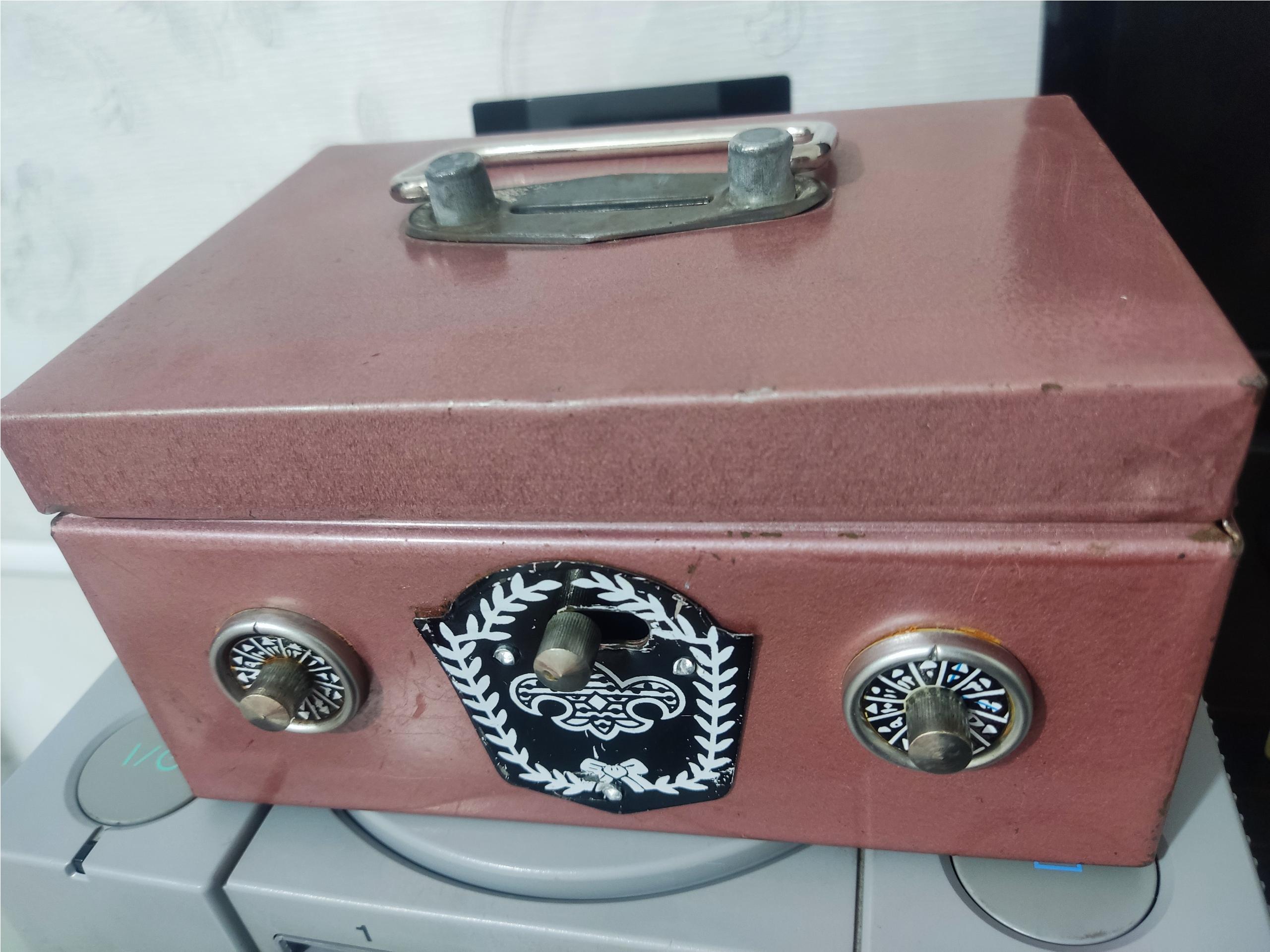 قلک فلزی قدیمی