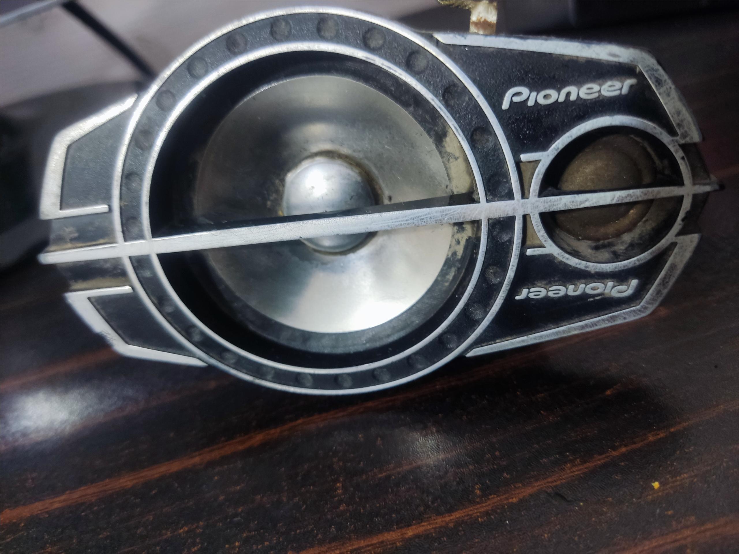 یک عدد توییتر پایونیر