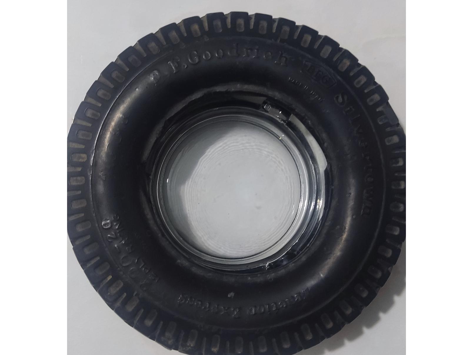 زیر سیگاری قدیمی