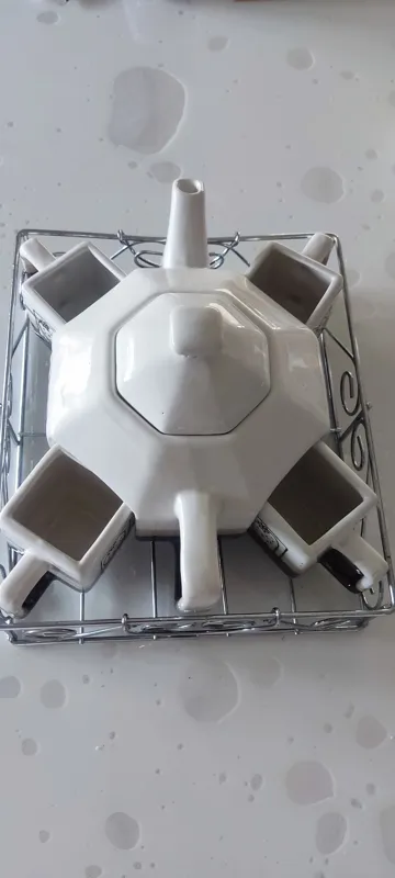 قوری و فنجان طرح خاص