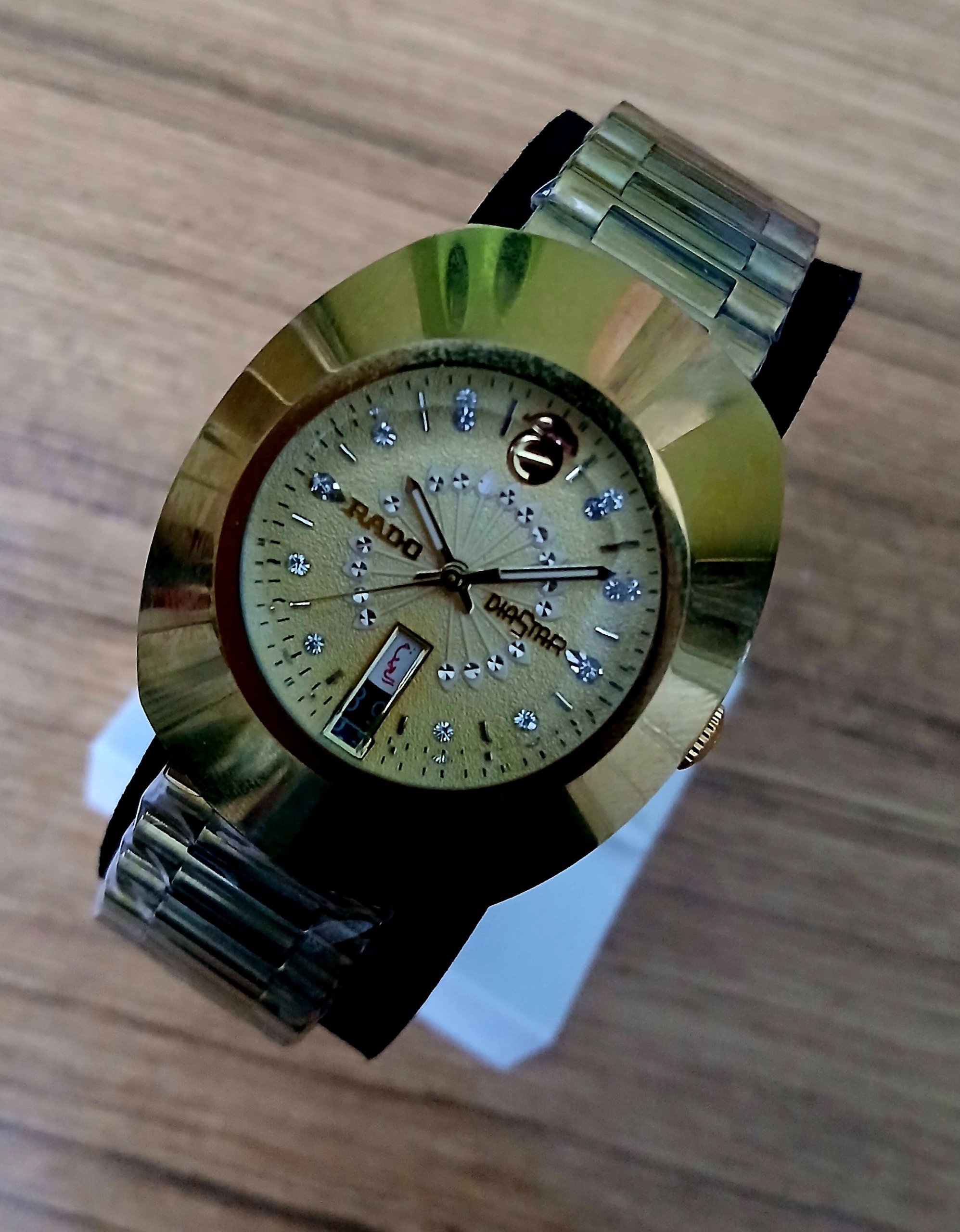 رادو اتوماتیک طرح قدیمی ولی نو