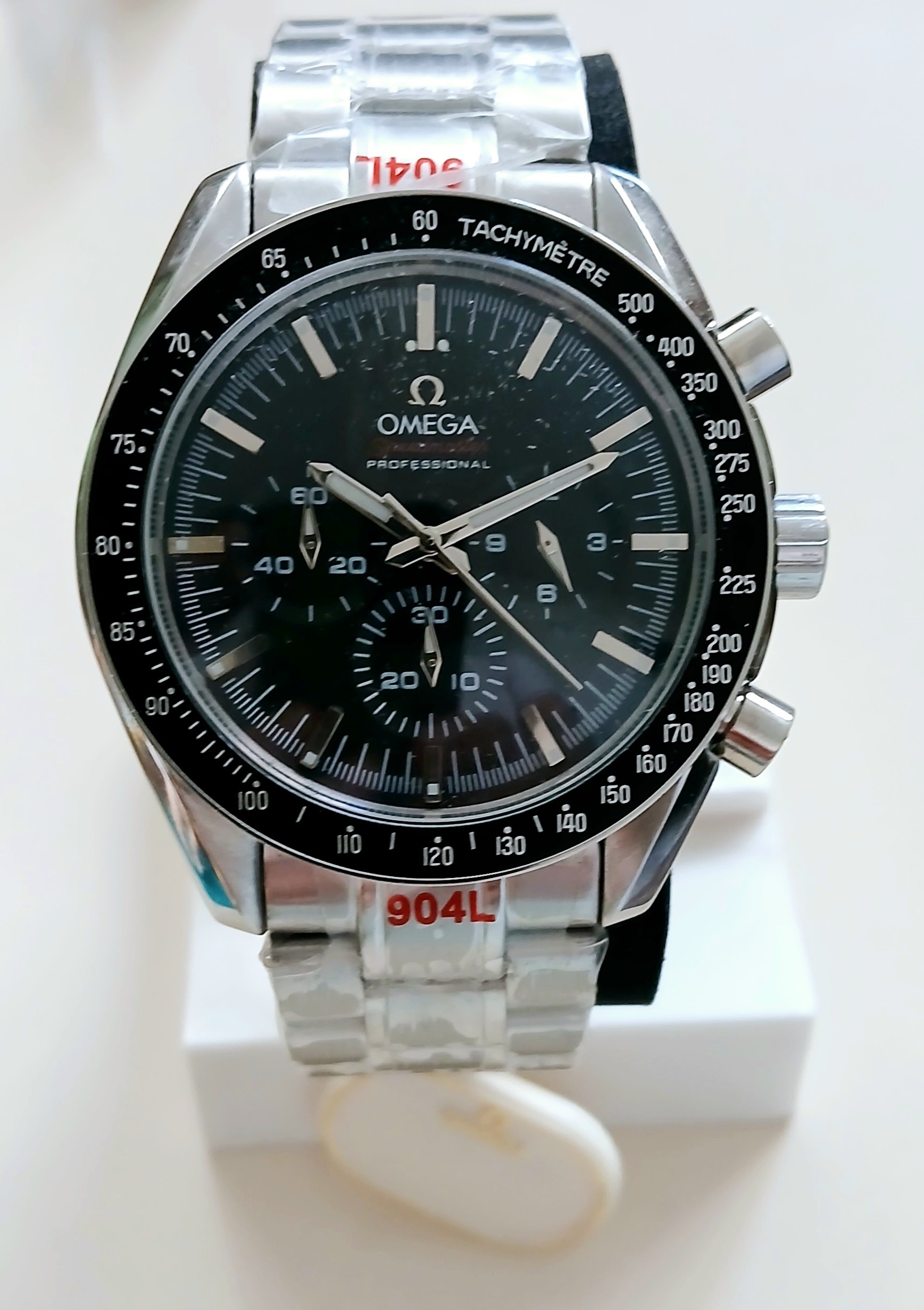 امگا کرنوگراف سه موتوره با موتور اصل ژاپن