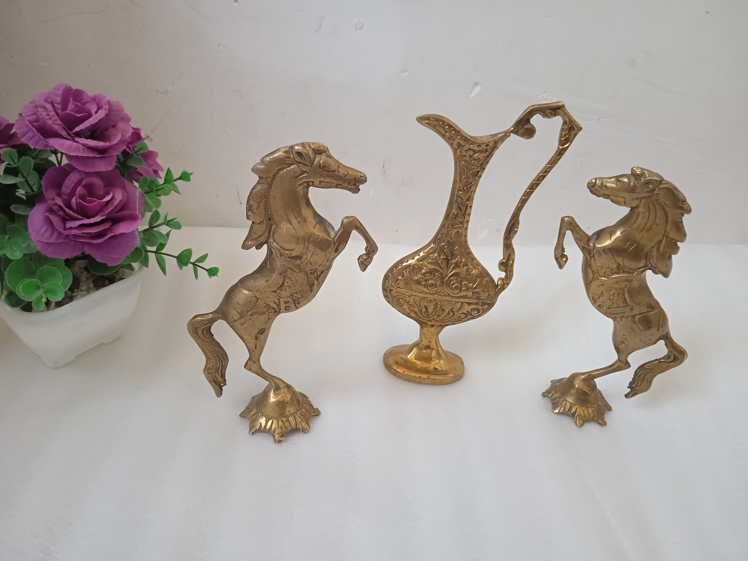 سه عدد مجسمه برنزی زیبا و نوستالژیک دکوری