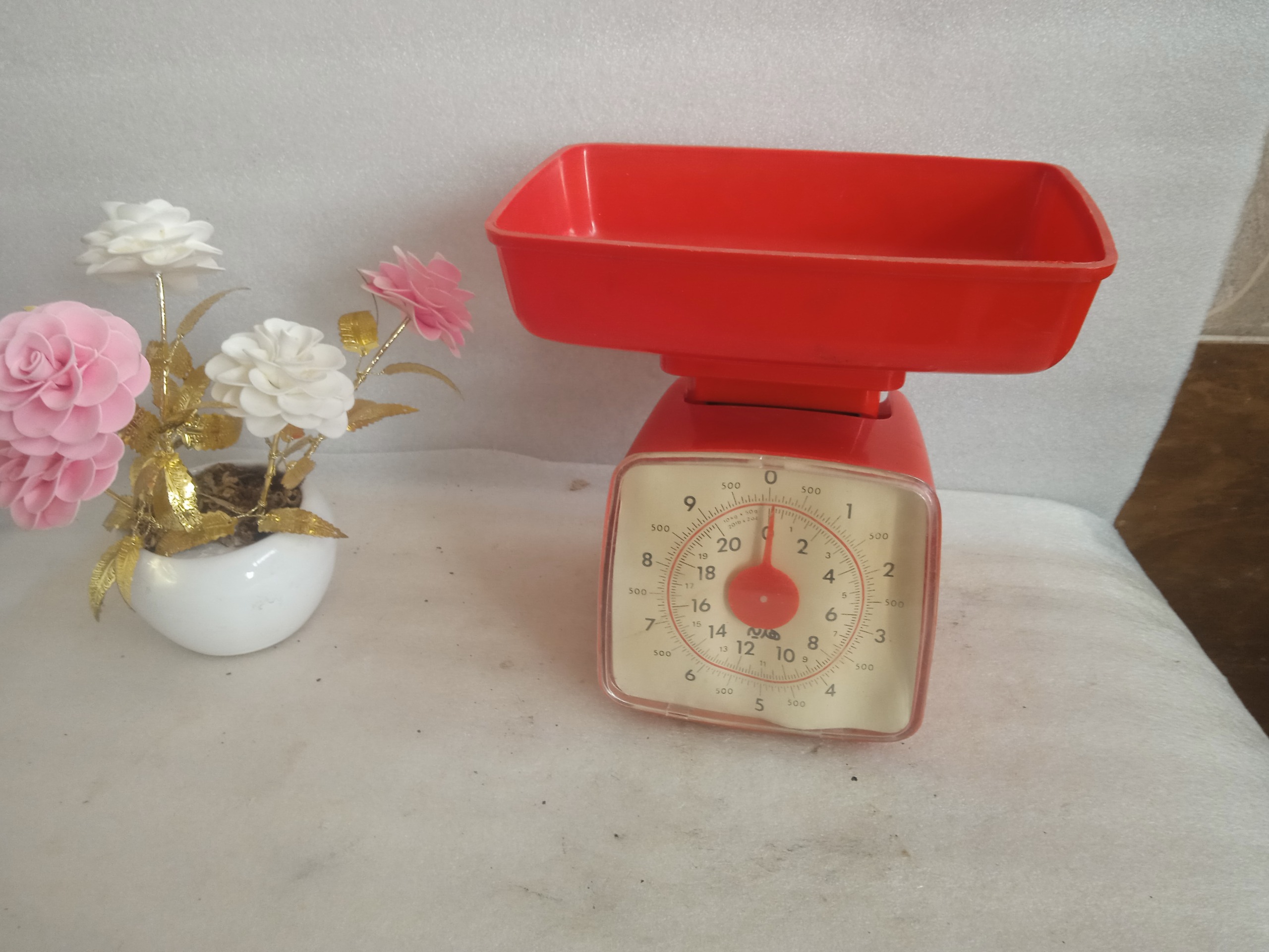 ترازو آشپزخانه نوستالژی و زیبا و سالم