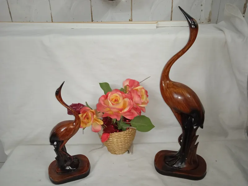 مجسمه یا دکوری لک لک زیبا و نوستالژیک