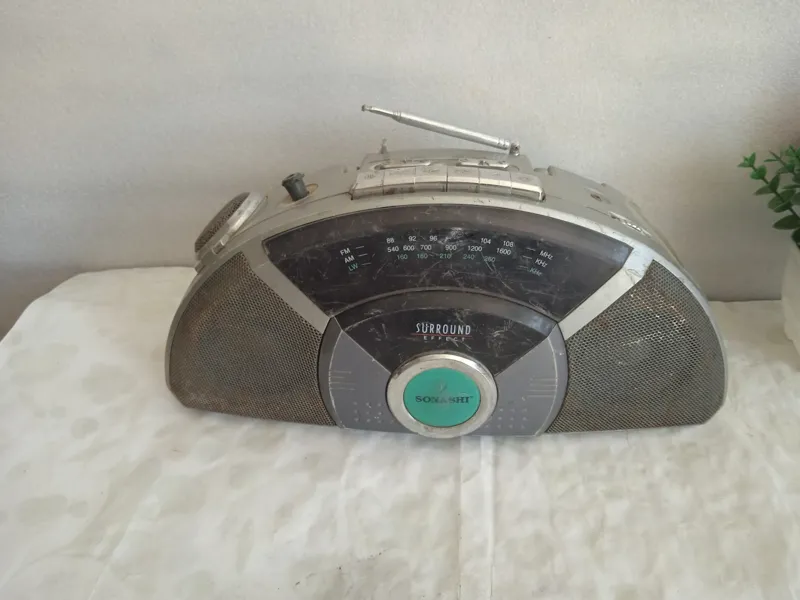 رادیو ضبط قدیمی گوسونیک کاست خور