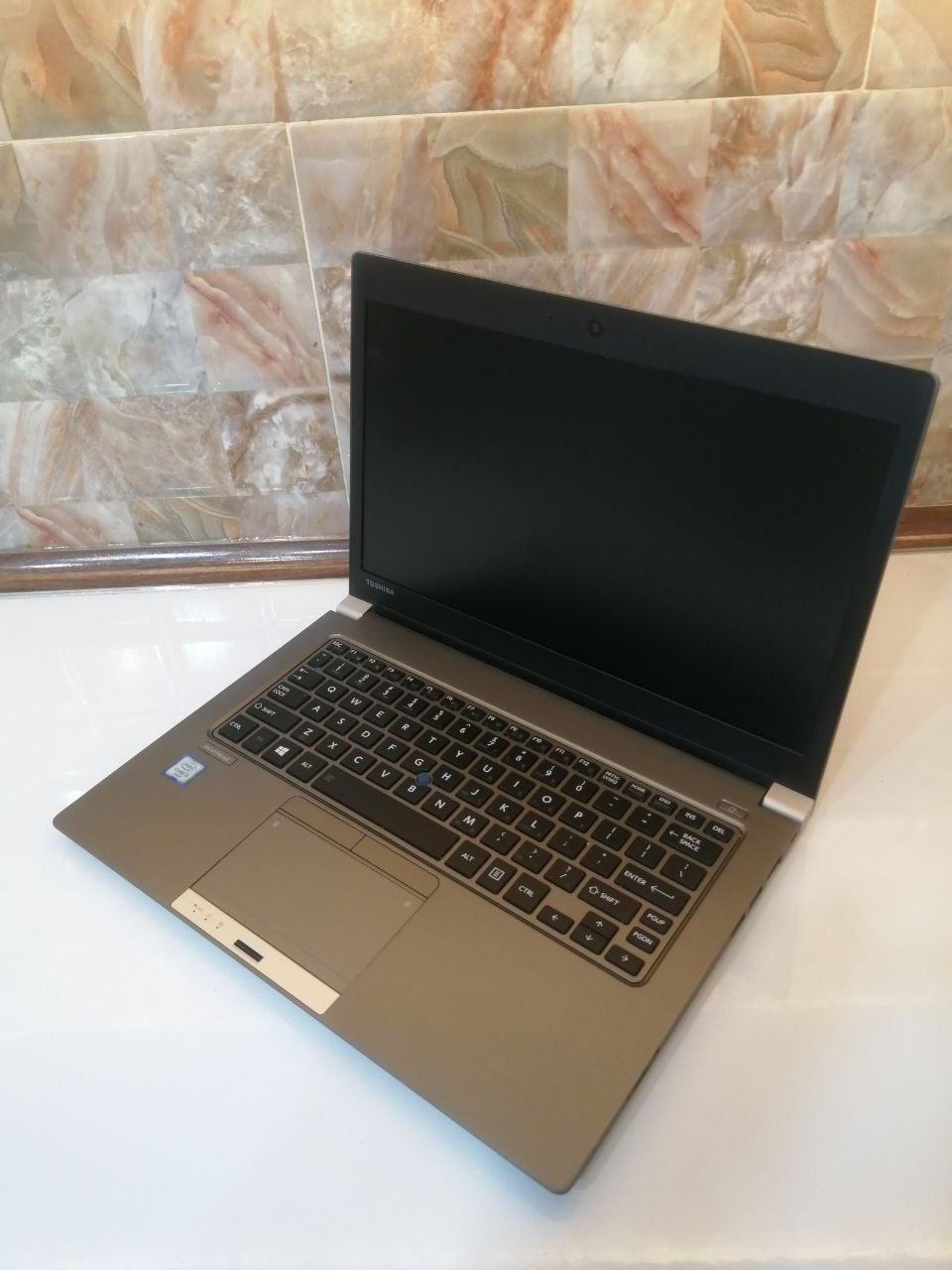 لپ تاپ توشیبا Z30 /سبک و با پرستیژ