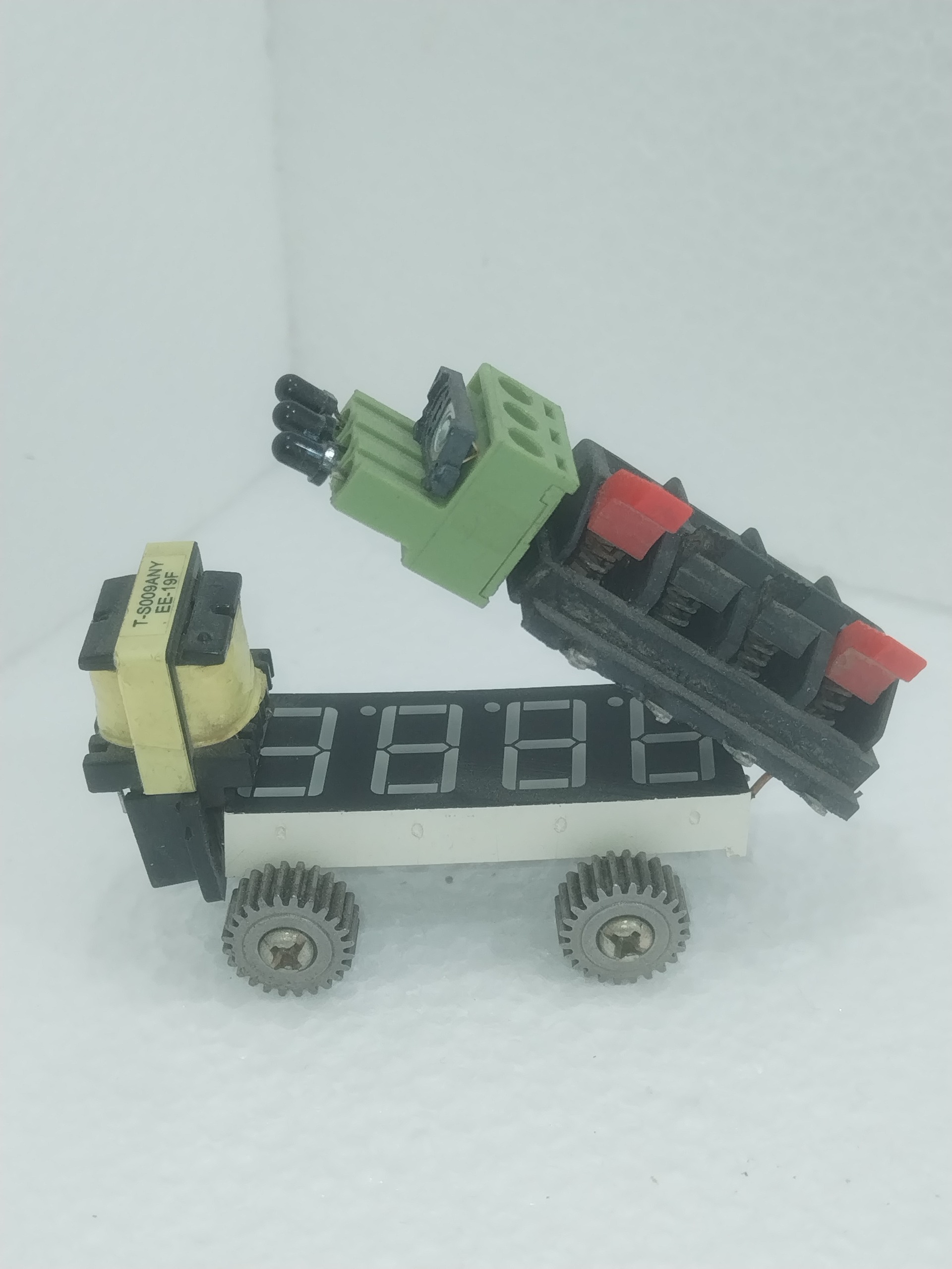 مجسمه لانچر موشکی مینیاتوری