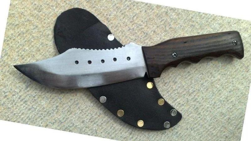 چاقوی شکاری (کاملادستساز فولادی)