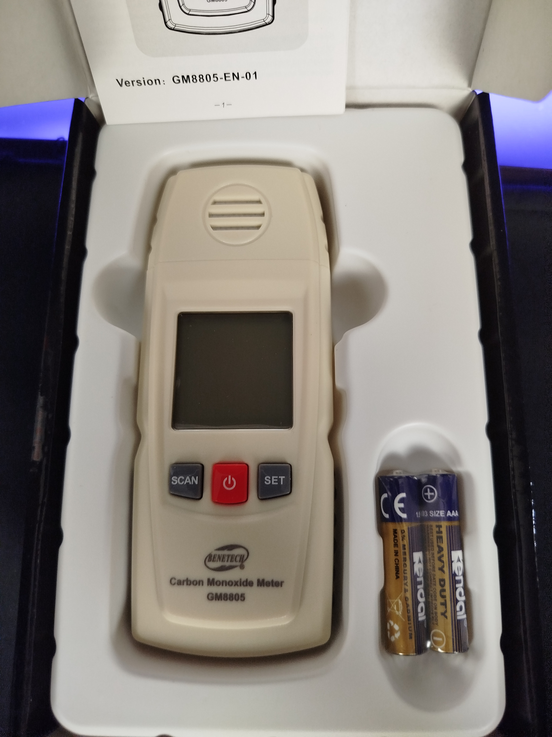 منو اکسید کربن و دماسنج مدل BENETECH GM8805