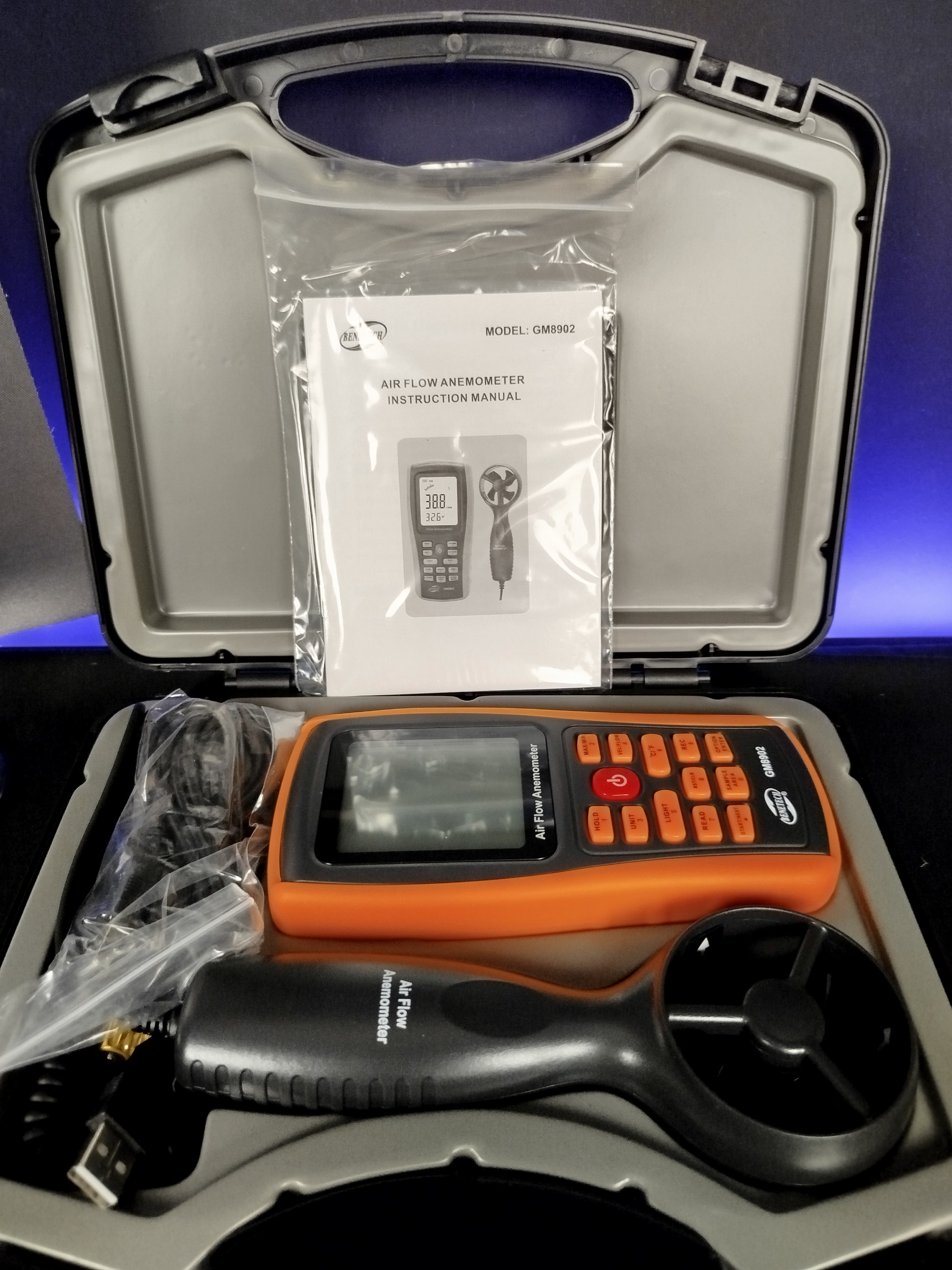 باد سنج دیجیتال بنتک مدل GM8902