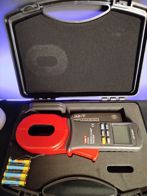 ارت سنج دیجیتال یونی-تی مدل UT275