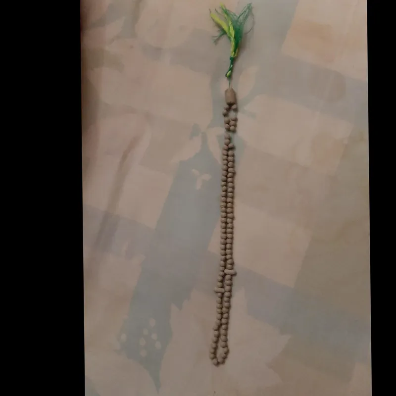 تسبیح تربت خاک کربلا از خود کربلا خریدم