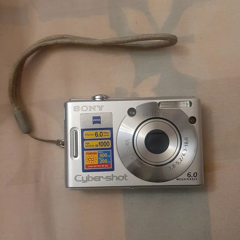 دوربین دیجیتالی عکاسی سونی