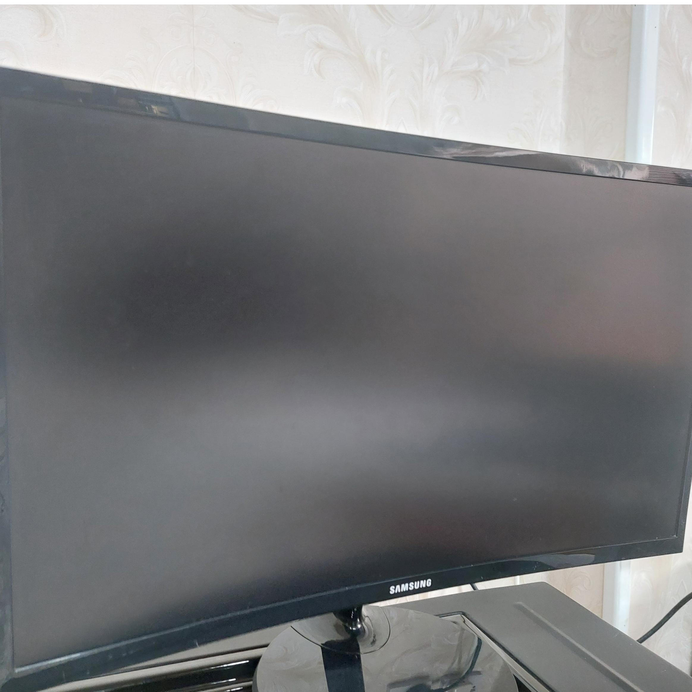مانیتورخمیده سامسونگ CF390