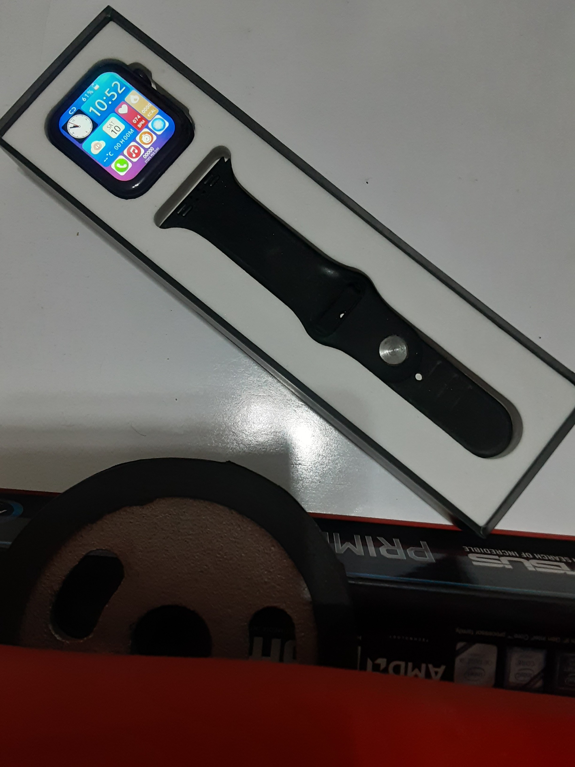 ساعت هوشمند مشخصات در عکس