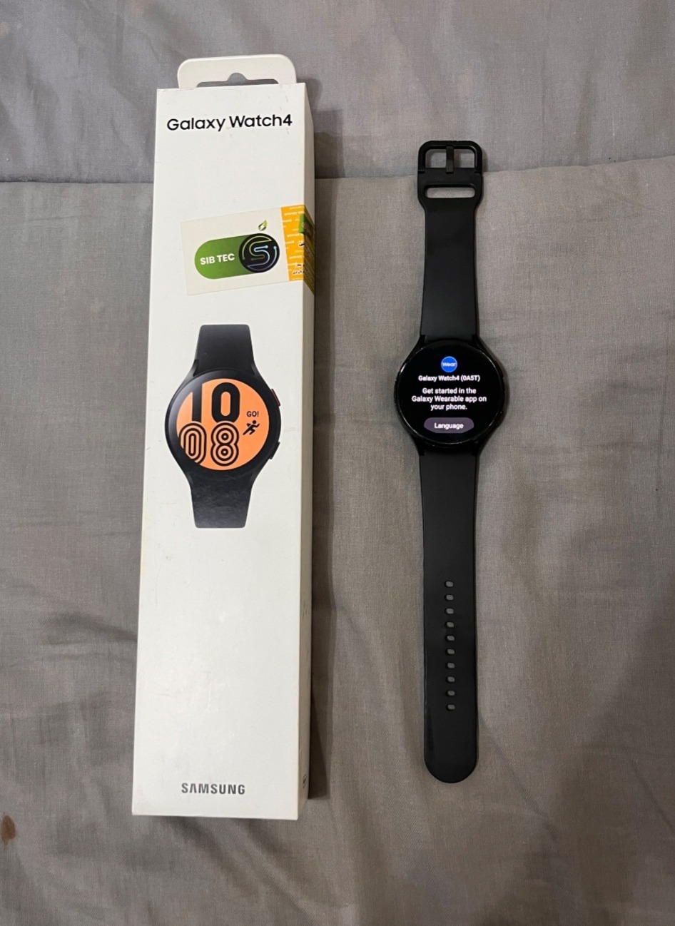 گلکسی واچ 4 صفحه بزرگ و کیفیت عالی اپدیت