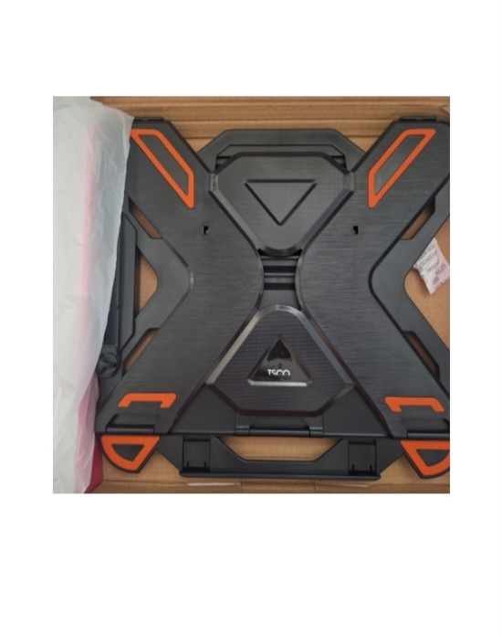 استنر لپ تاپی که استند موبایل هم کنارش هست