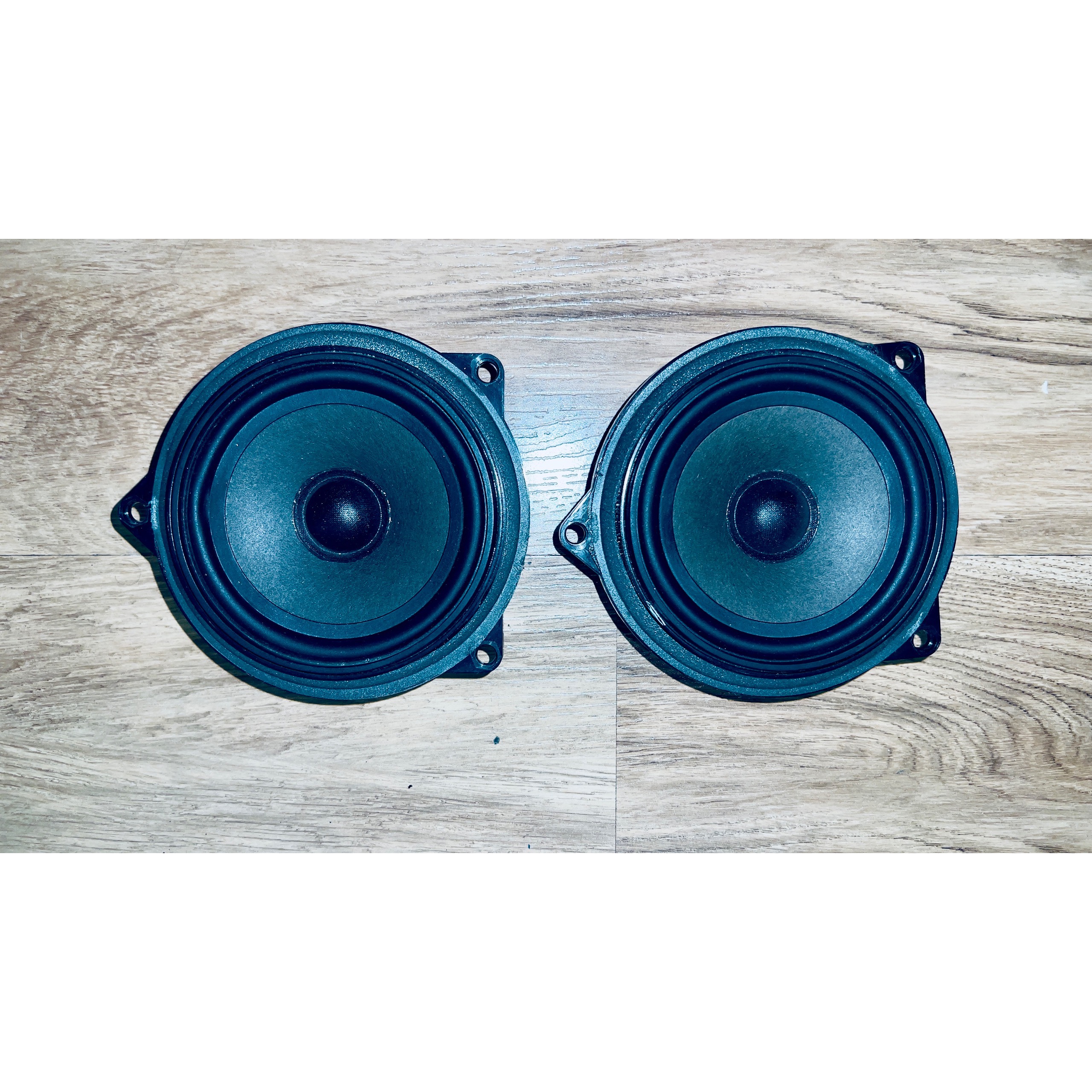 بلندگو فابریک BMW