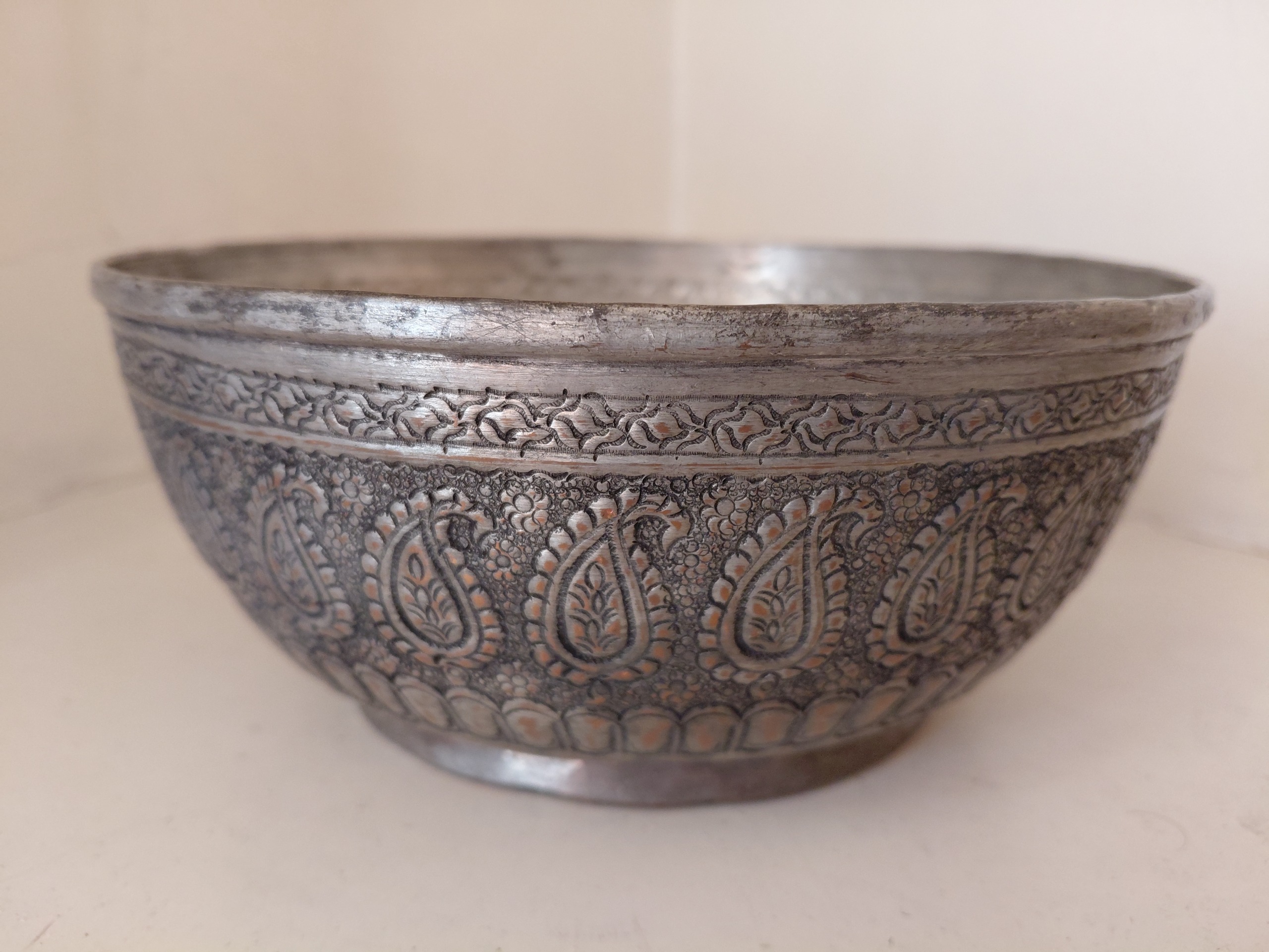 کاسه قلمزنی مسی