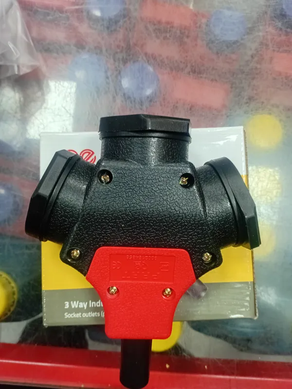 سه راهی صنعتی پارت