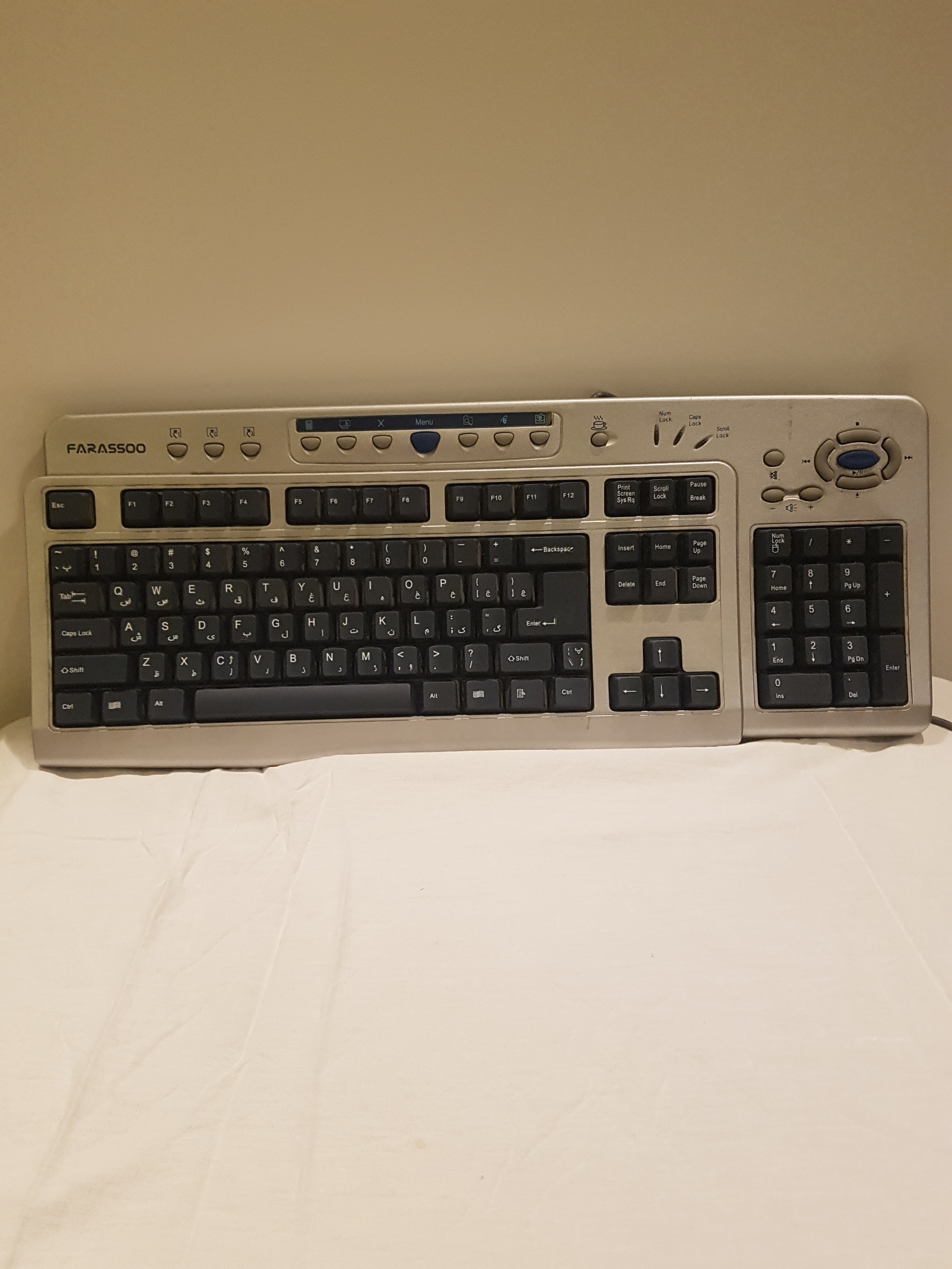 کیبورد PS/2 خاص با دکمه های اضافه FCR-8100