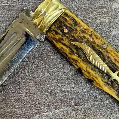 چاقوی دسته شاخ گوزن