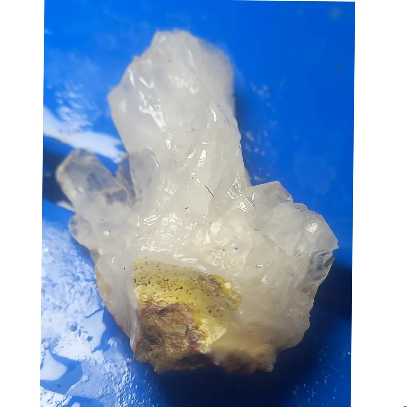 کوارتز خالص چند وجهی