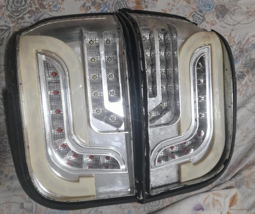 چراغ خطر عقب پراید 131 طرح کوروت