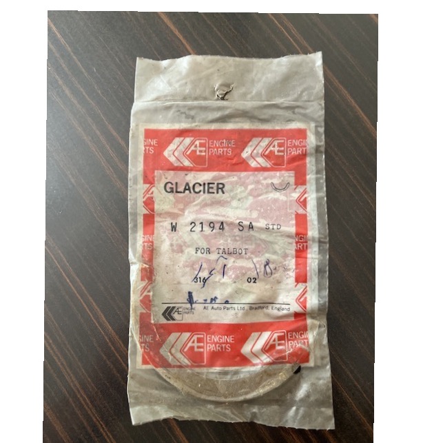 بغل یاتاقان پیکان هیلمن