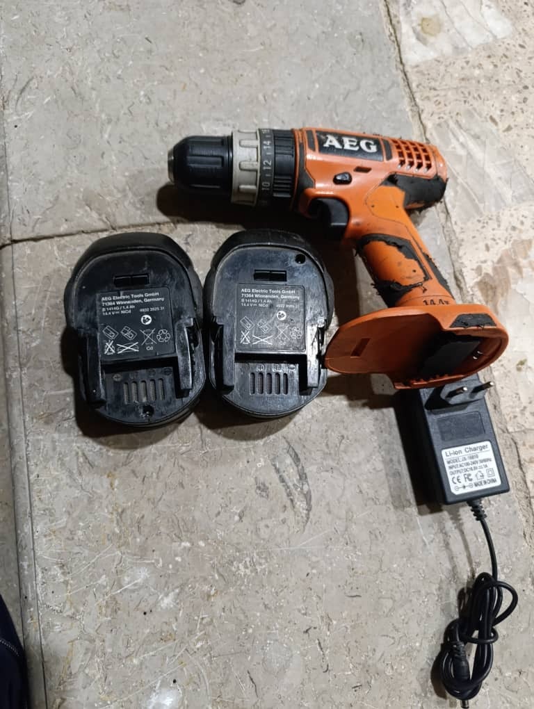 دریل شارژی AEG
