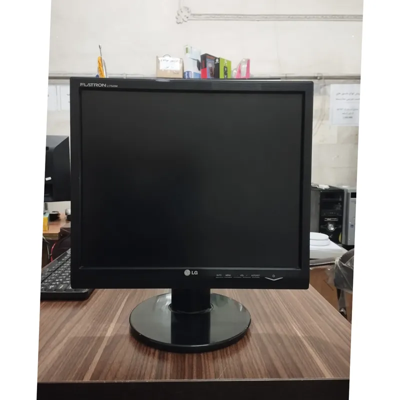 مانیتور در حد آک LG اسپیکر