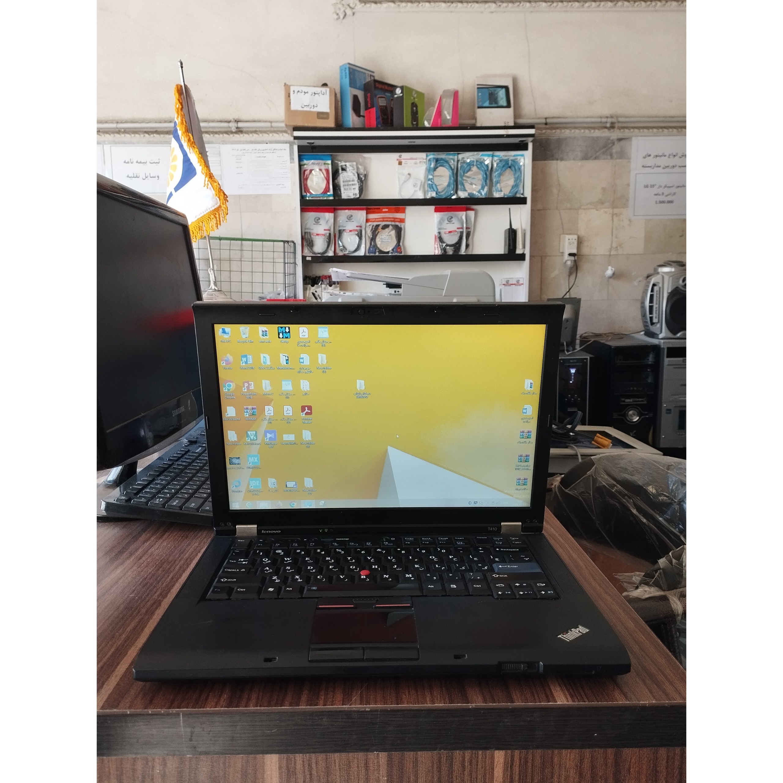 لپ تاپ Lenovo t410