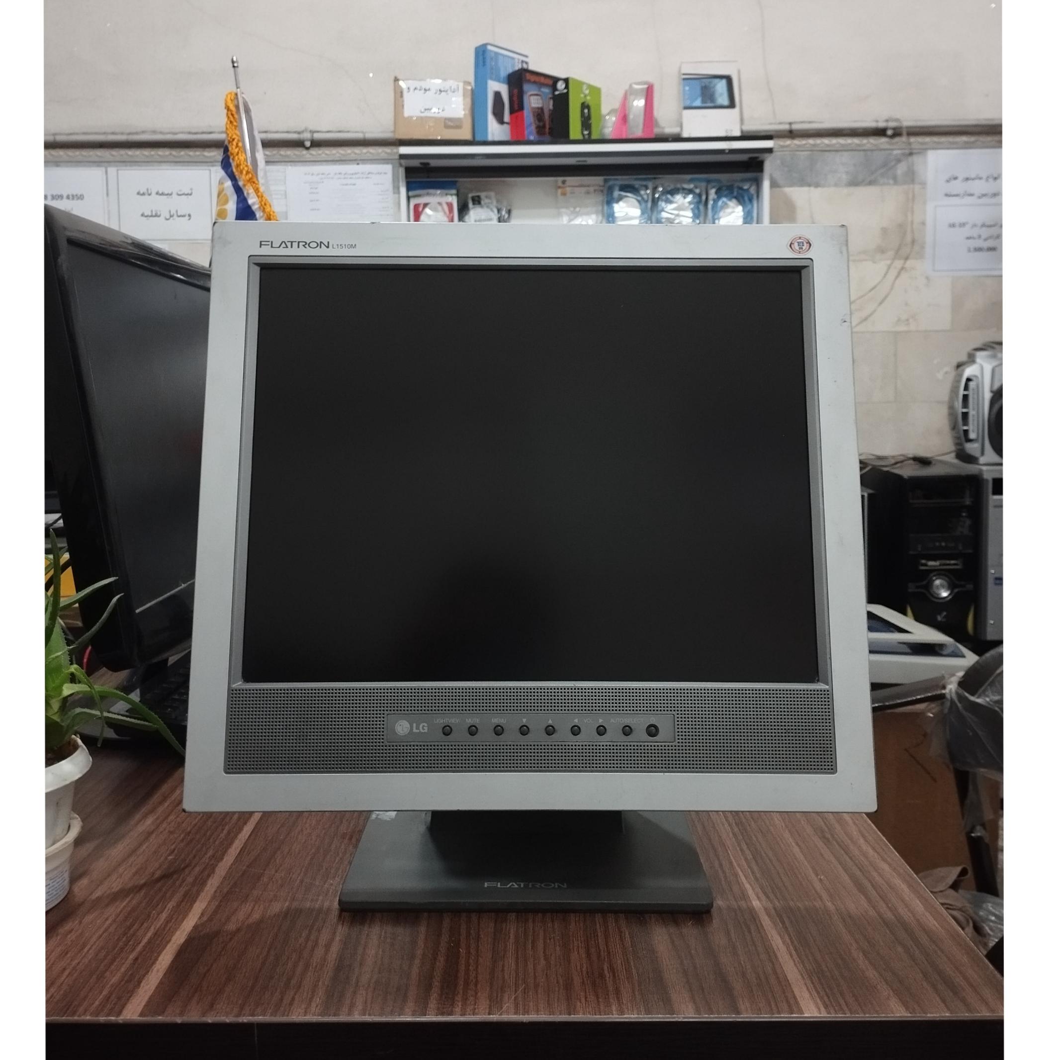 مانیتور LG در حد نو ( اسپیکر دار)