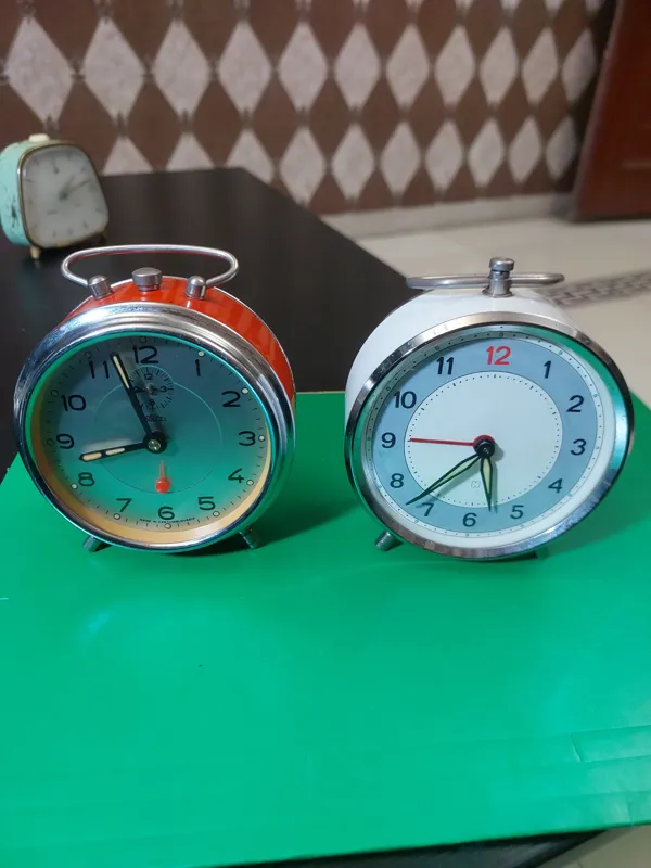 ساعت رومیزی کوکی