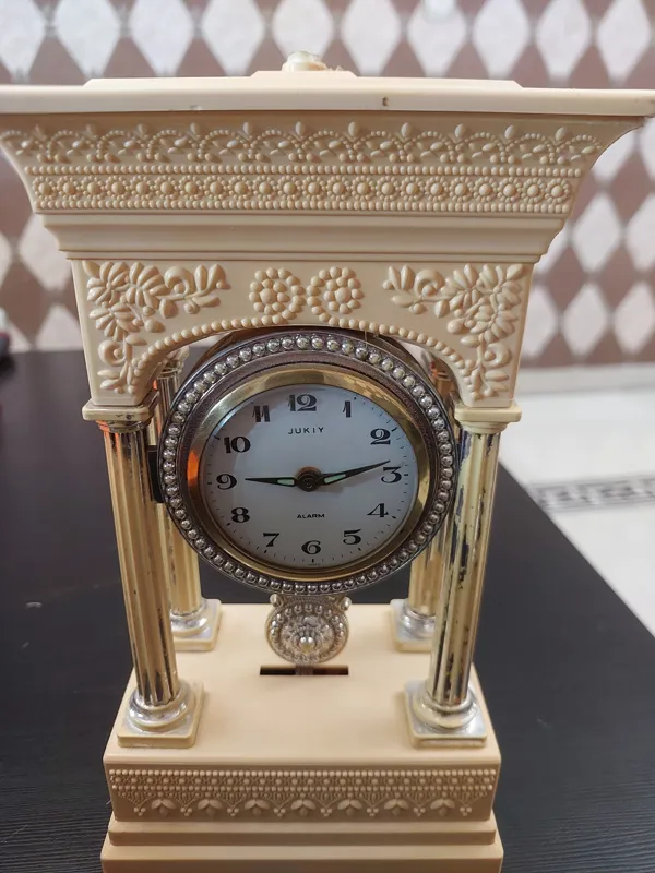 ساعت رومیزی ژاپن