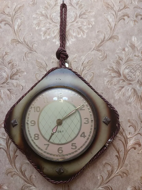 ساعت دیواری المانی