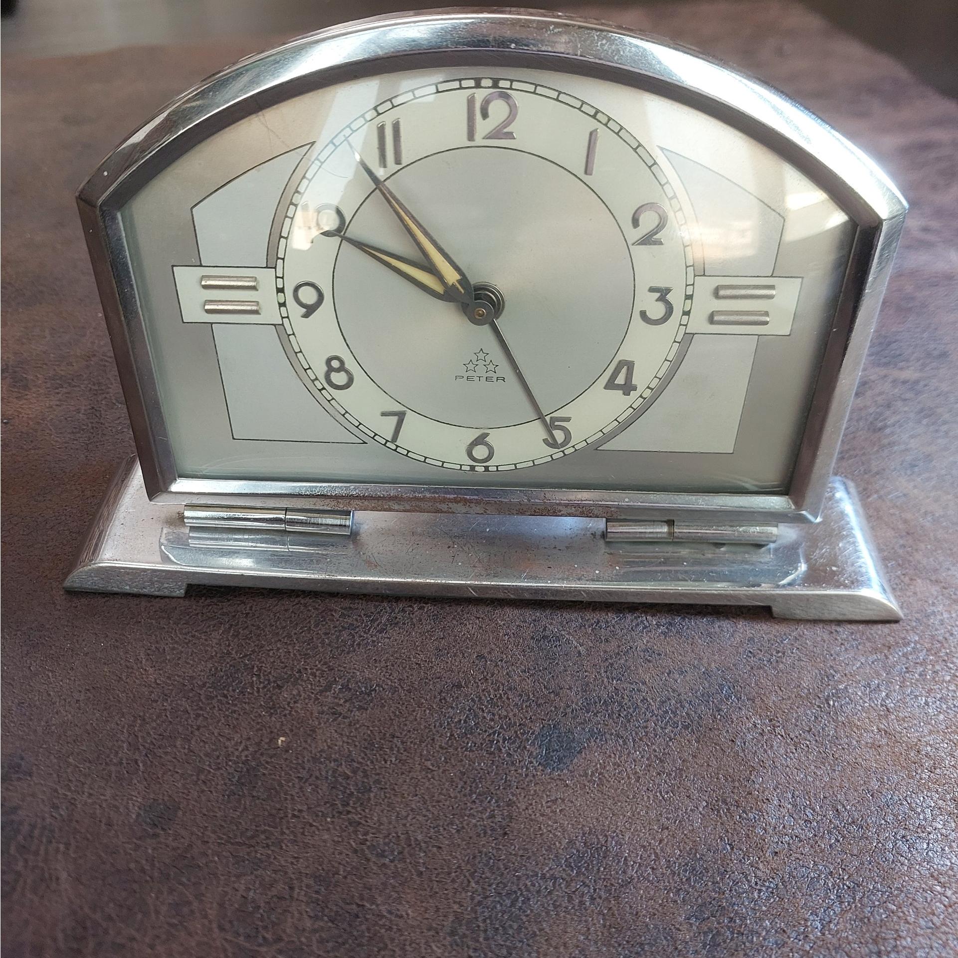 ساعت پیتر عتیقه