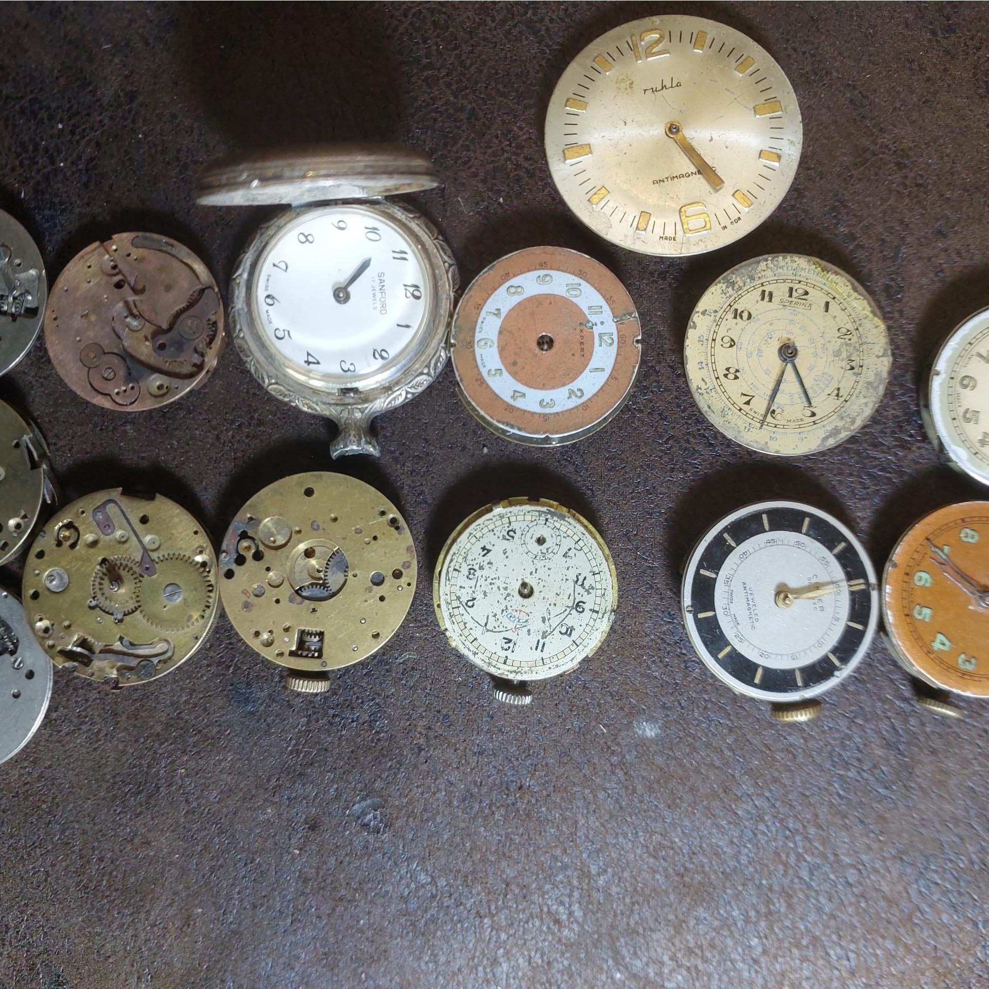 ساعت جیبی قدیمی