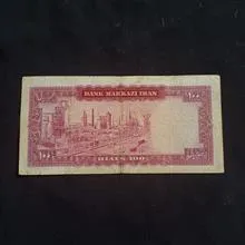 100