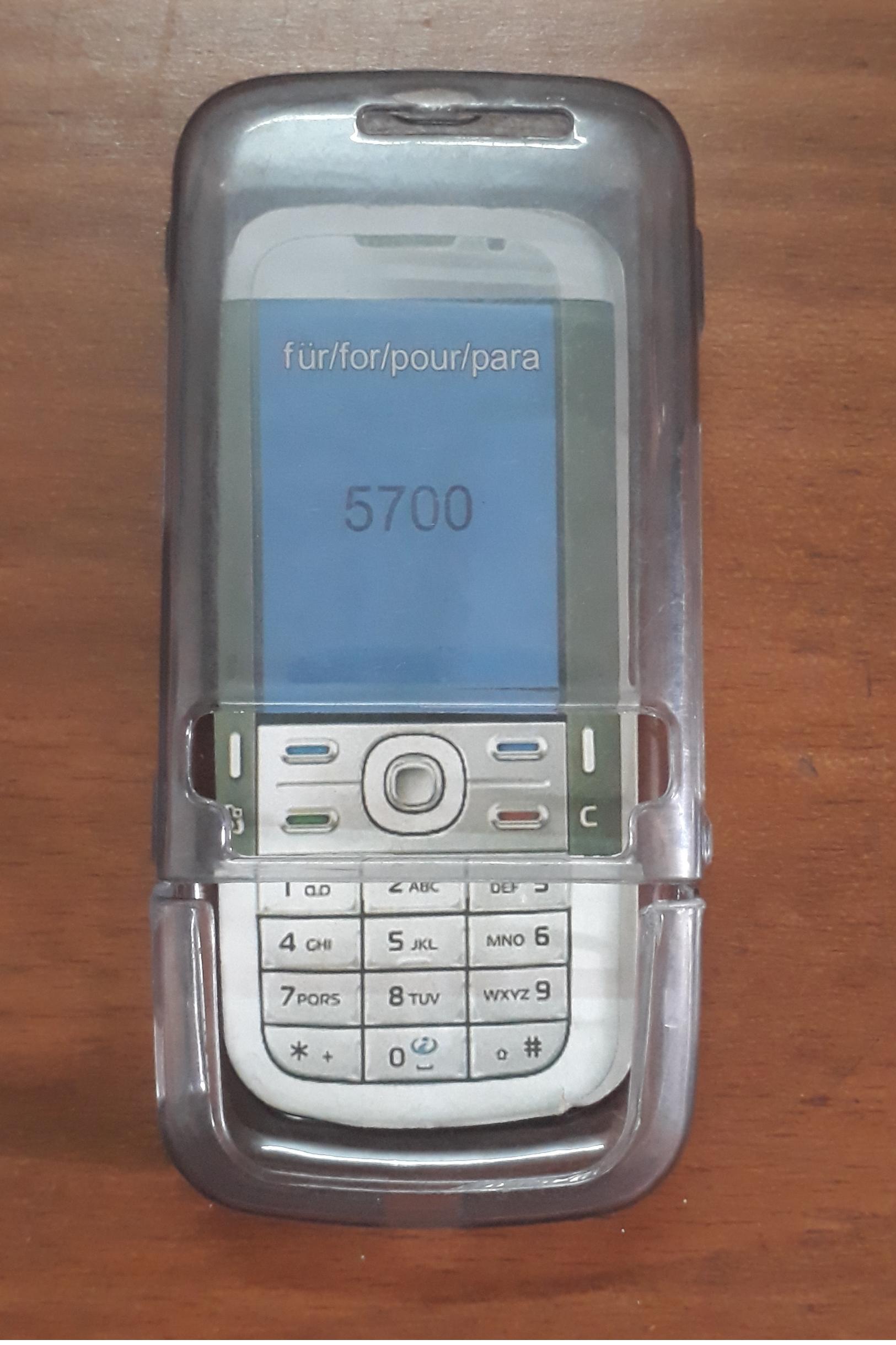 محافظ کریستالی نوکیا 5700