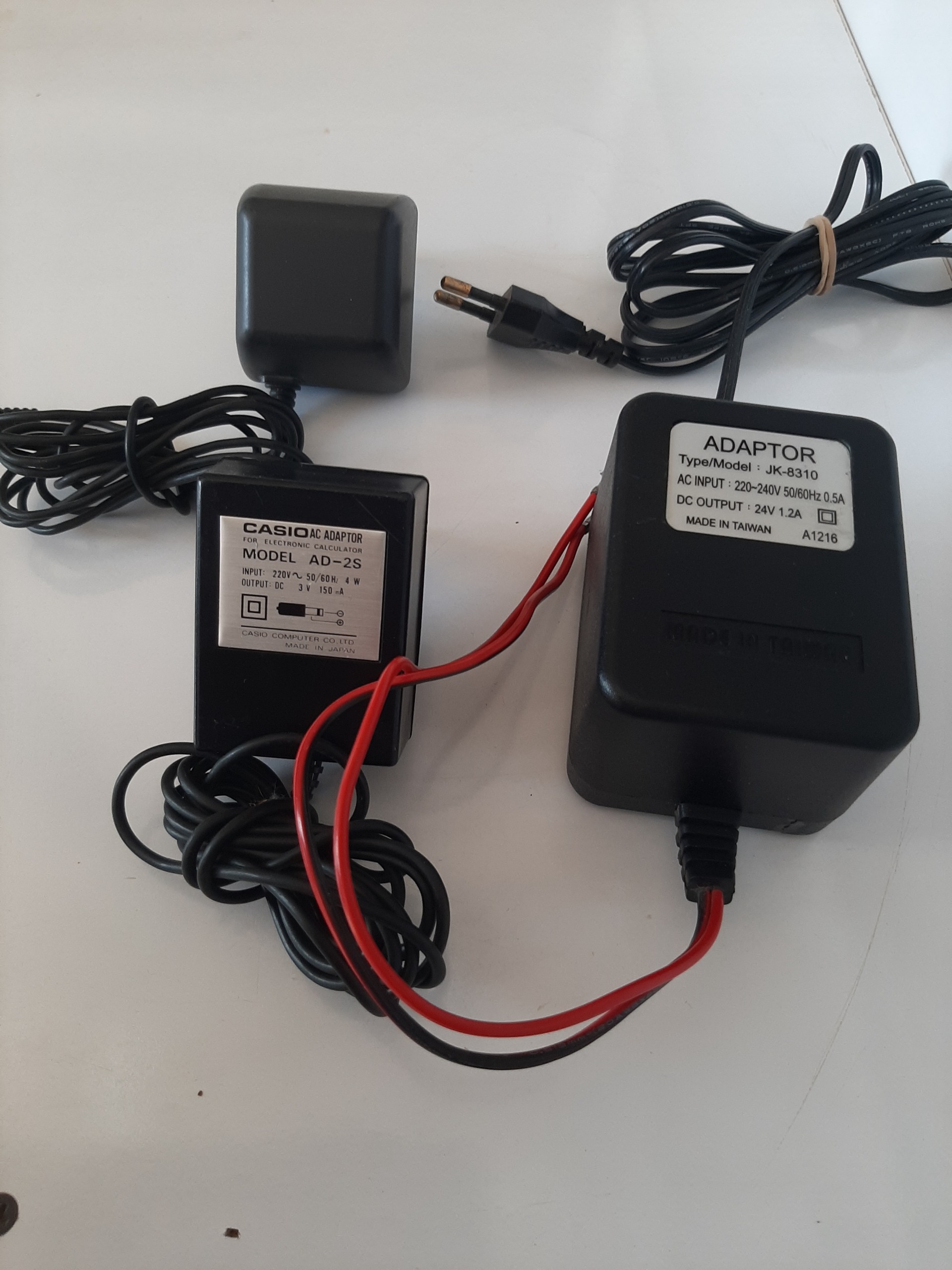 3عدد آداپتور فقط 1میلیون