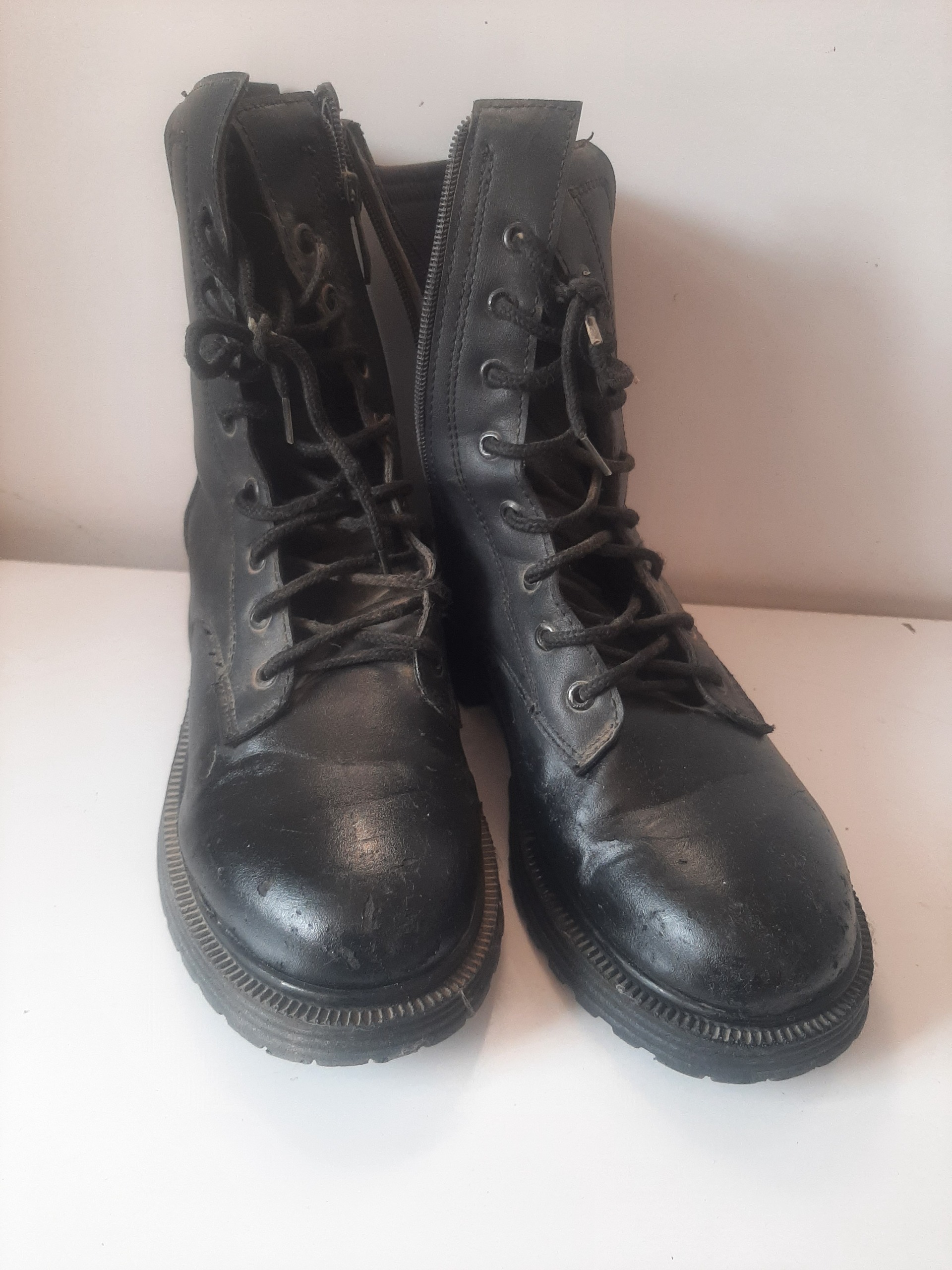 پوتین چرم زنانه