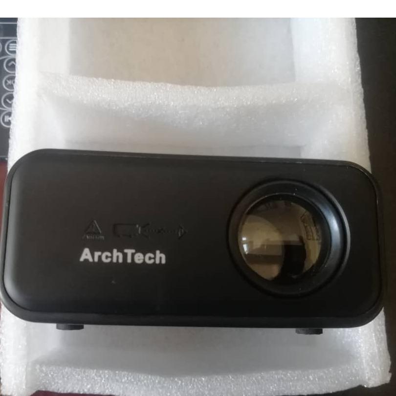 مینی پرژکتور arch tech